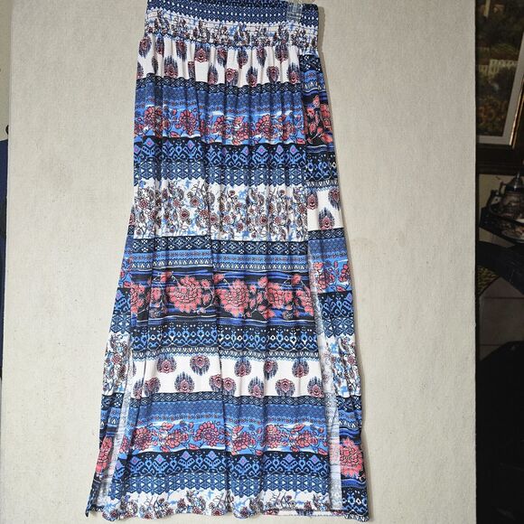 Joe B Soft Maxi Skirt Women's Size Large Double Slit White Blue Floral Cute Chic - Picture 2 of 8